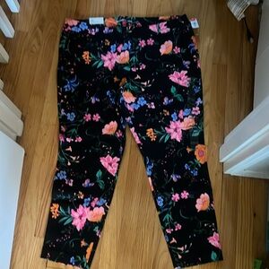 Old Navy floral pixie pants